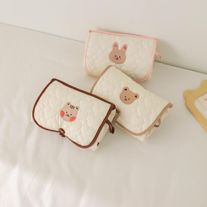 Baby Diaper Changing Pad 👶👜 - BabyPlay | Where Joyful Moments Begin! diaper changing mat