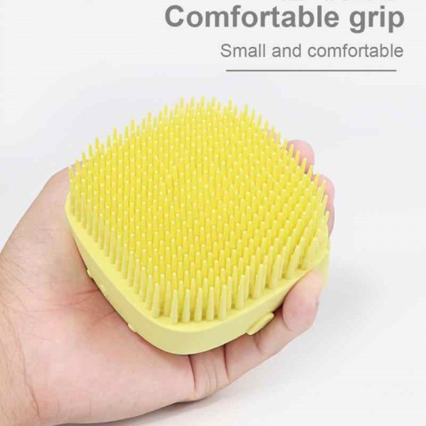 Soft Silicone Baby Bath Brush (Dirt Remover & Scrub) - Babyplay, Where Joyful Moments Begin! Baby Play Babyplay, Where Joyful Moments Begin!